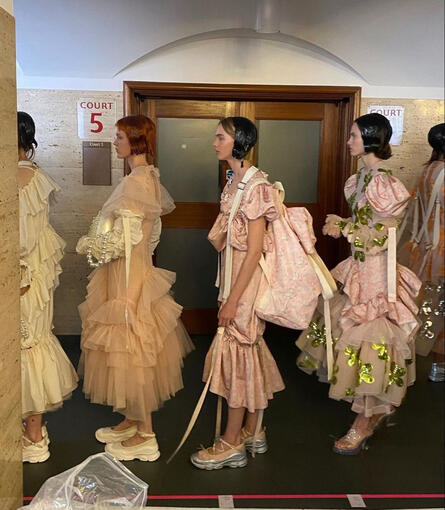 ⭒ Fashion enthusiast ⭒